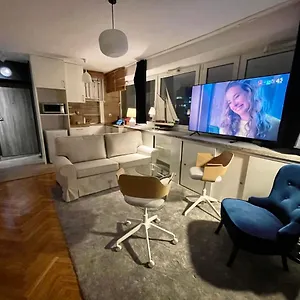  Apartament Super Grey 2 Metro Fast Wifi 65'tv Netflix Hbo Appletv+